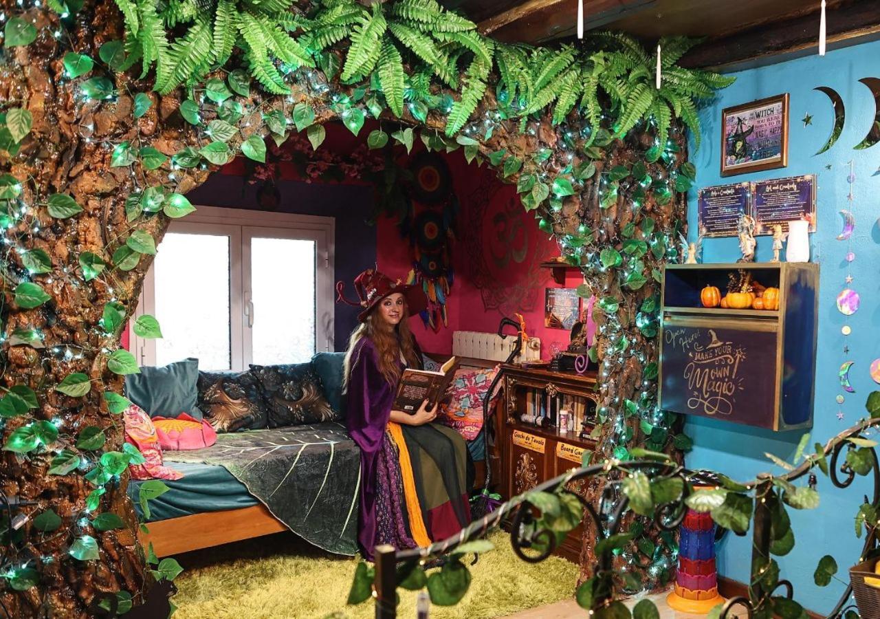 La Casa Di Strega Euphoria - Casa Vacanza Tra Arte E Magia ヴィテルボ エクステリア 写真